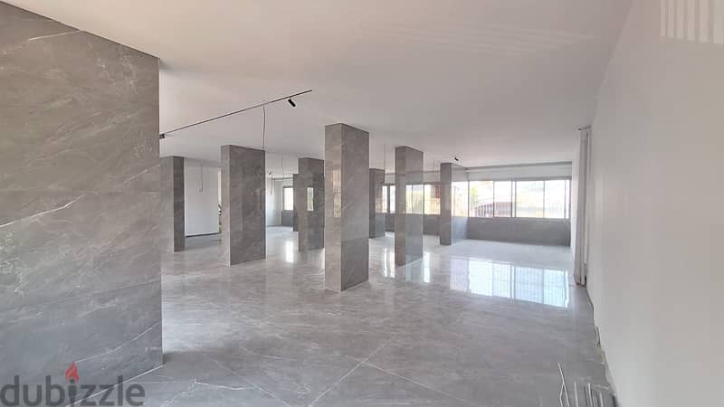 Showroom for rent in Zalka, Prime location. 0