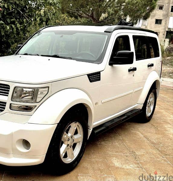 2011  Jeep  Dodge Nitro SXT 6 cyl. 4WD 4