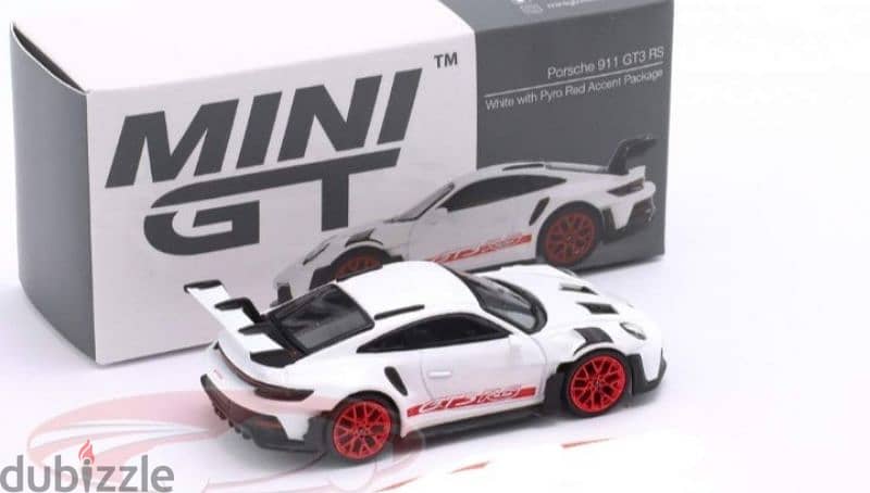 Porsche 911(992) GT3 RS diecast car model 1;64 4