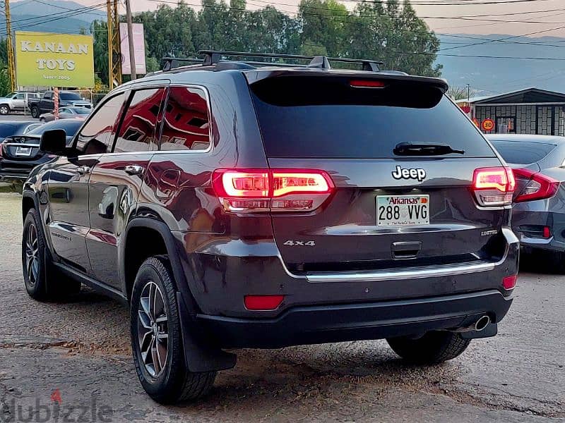 Cherokee 2017 Limited Plus 80 000 miles ajnabe super clean 3