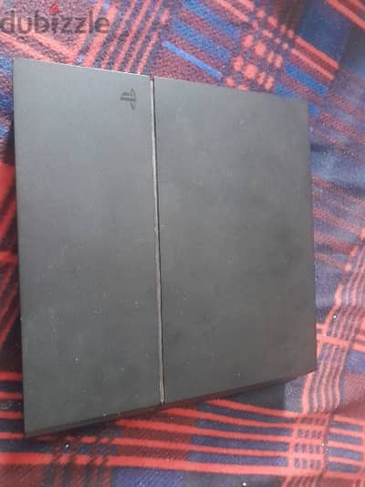 PS4 Fat 500 gb + watch dogs game without controllers