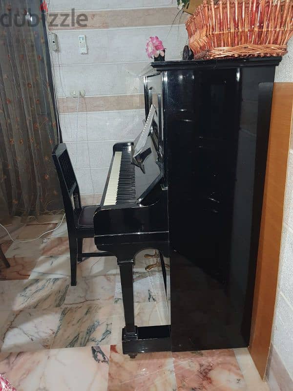 Upright yamaha Piano U3 0