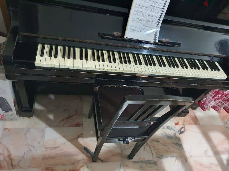 Upright yamaha Piano U3 2