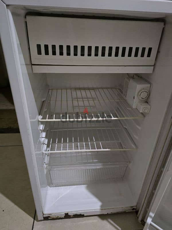 Campomatic small fridge 4