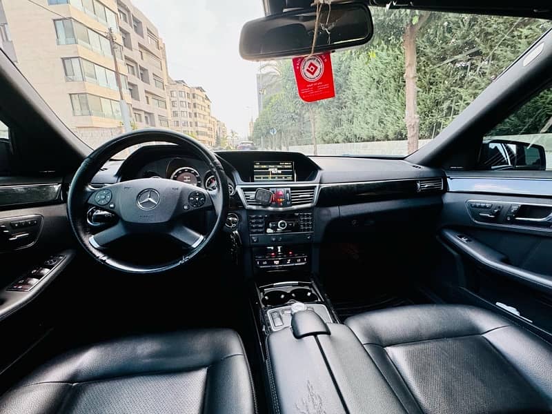 Mercedes-Benz E-Class 2010 5