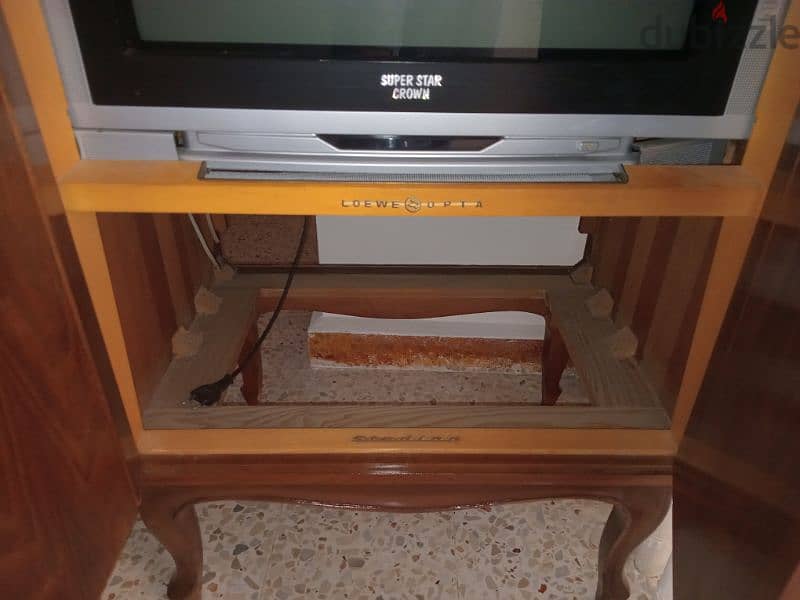 Antique classique tv unit 2