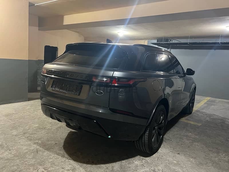 2019 Range Rover Velar R-Dynamic Gray/Black - Clean Carfax/ 0 Accident 5