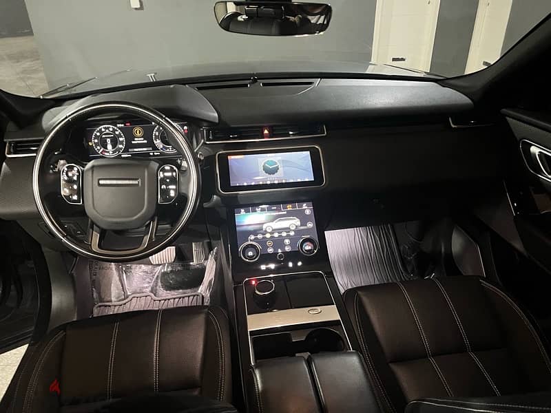 2019 Range Rover Velar R-Dynamic Gray/Black - Clean Carfax/ 0 Accident 8