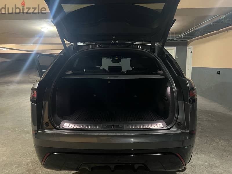 2019 Range Rover Velar R-Dynamic Gray/Black - Clean Carfax/ 0 Accident 11