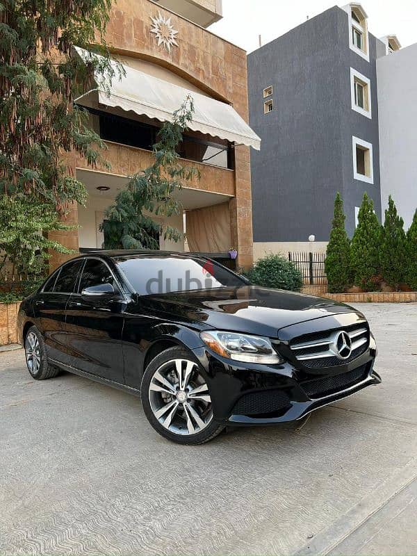 Mercedes-Benz C-Class 2018 1