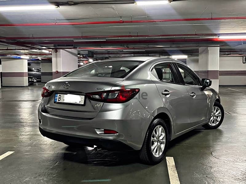 Mazda 2 2017 touring meshye 71000km مصدر و صيانة لشركه مالك واحد 2