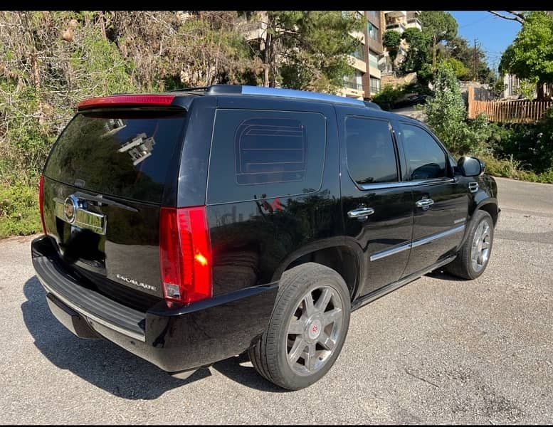 Cadillac Escalade 2012 2