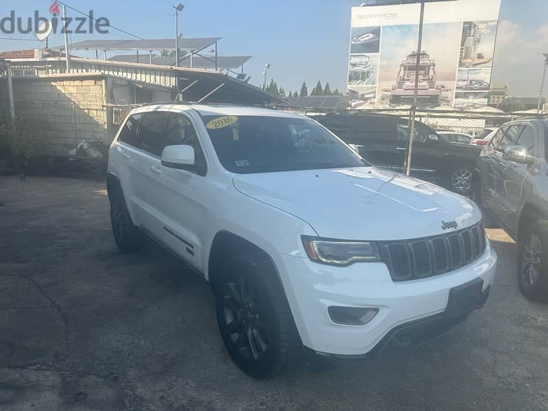 Grand Cherokee 1941 Anniversary  Lmtd+ clean carfax 2