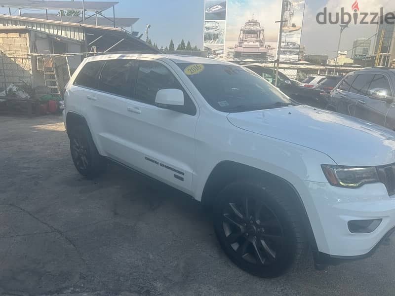 Grand Cherokee 1941 Anniversary  Lmtd+ clean carfax 7