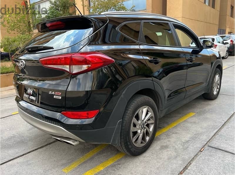 Hyundai Tucson AWD 88k kms One owner 3