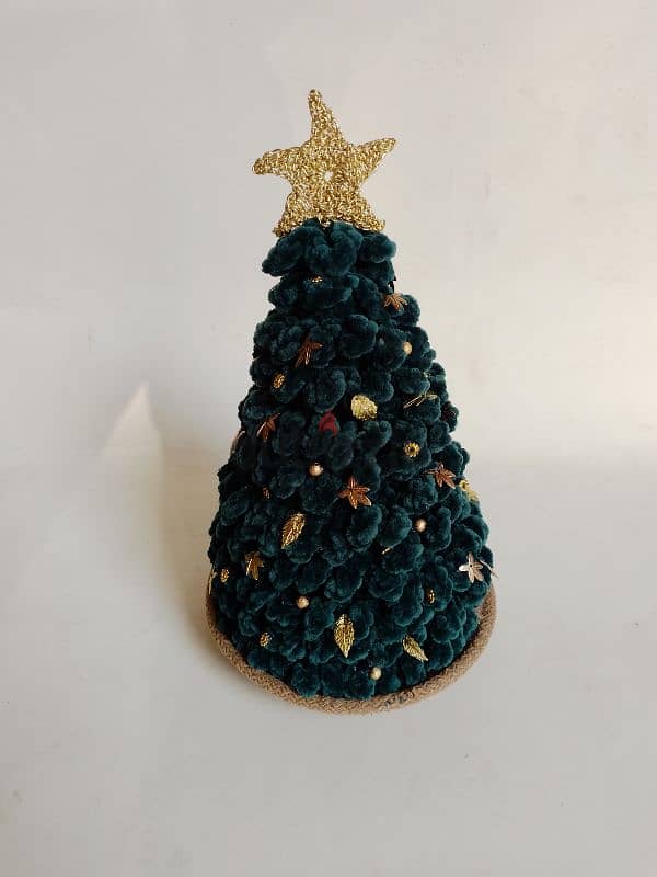 hand made Christmas tree Size 30 cm  by  cocos yarns 1