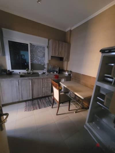 apartment for sale in blat شقة البيع في بلاط