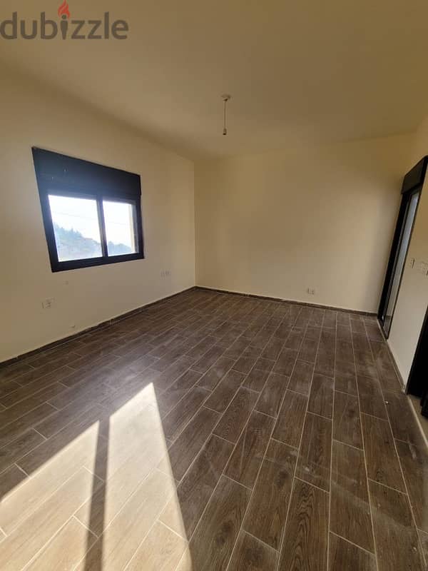 apartment for sale in halatشقة البيع في حالات 8