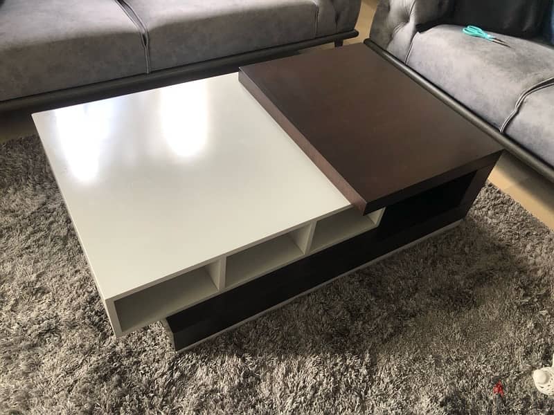 salon  table for sale 3