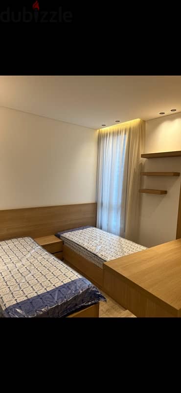 Fully Furnished 2 Bed Room Apartment on 21st Floor 11