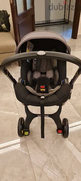 Doona stroller and a car seat 2 in 1 1