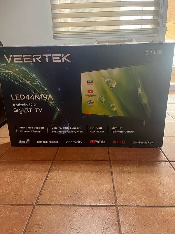 Veertek LED Smart Tv 44” 2