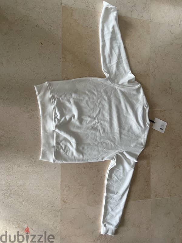 white moncler sweater 1