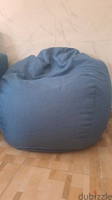 POUFFE 1