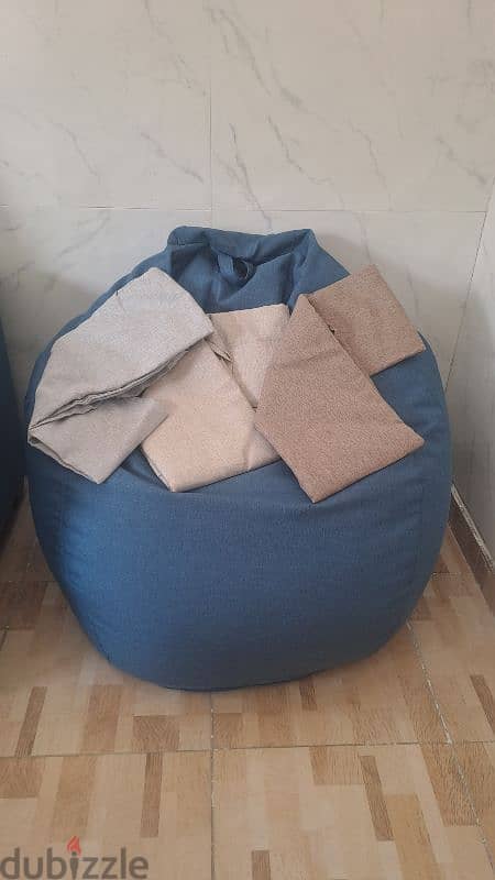 POUFFE 2