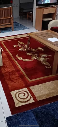 like new carpet in a very good condition 0