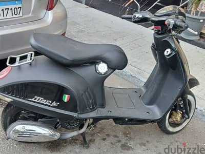 vespa chinese good condition msajale bade a3mela enkad 71675726