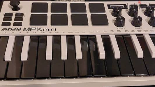 Akai MPK 3 mini Keys