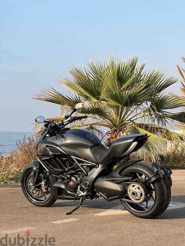 ducati Diavel carbon 2