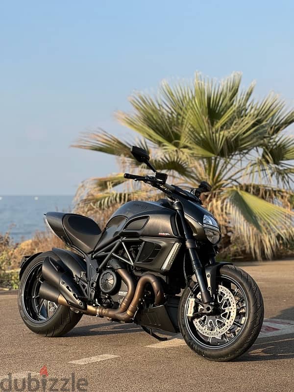 ducati Diavel carbon 0