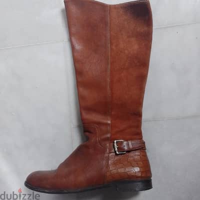 boots brown color