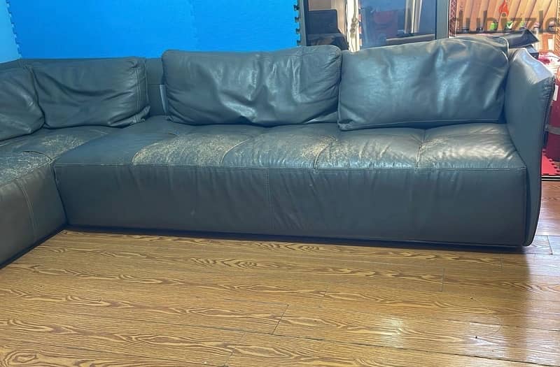 cierre living room sofa 1