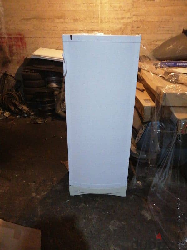 Freezer 7 Drawers Like New 1