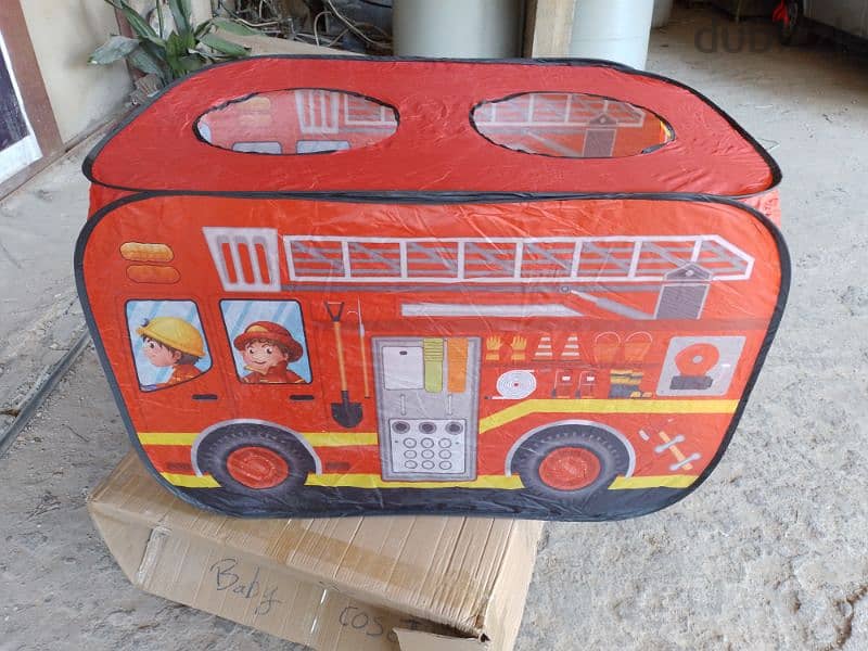 fire engine play tent 1