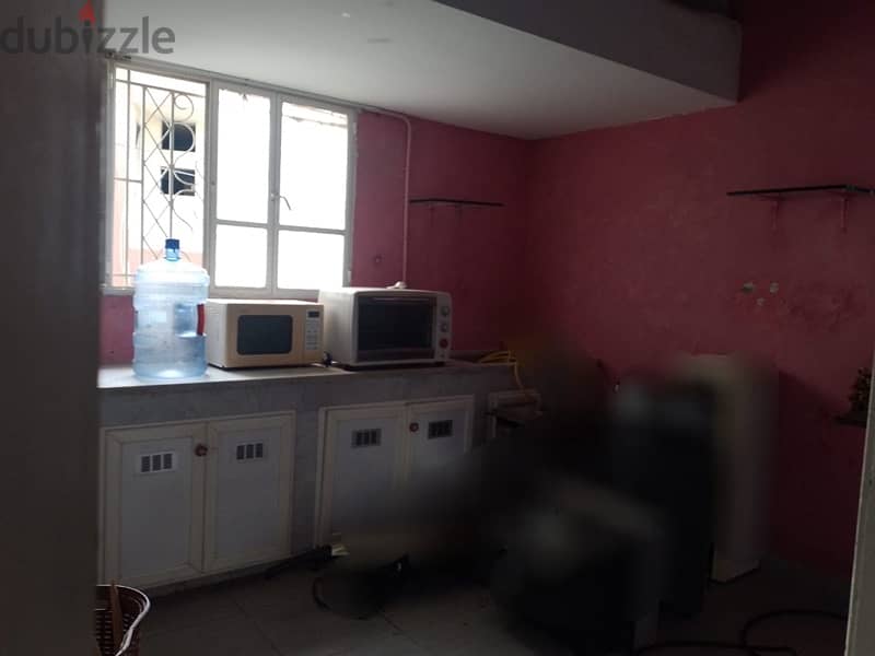 APARTMENT FOR SALE IN HALAT 4