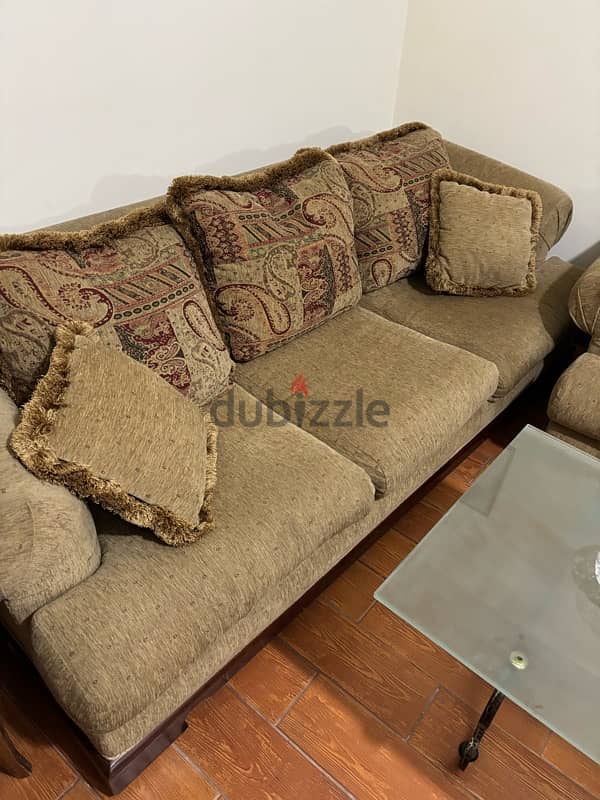 3 sofas ,full living room 2