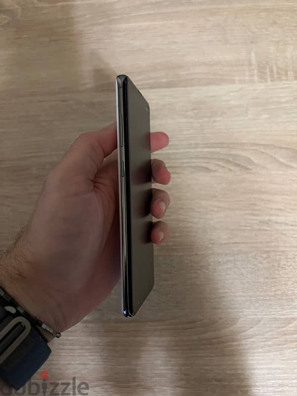 SAMSUNG S10 Plus 8 ram. 512 gb 4