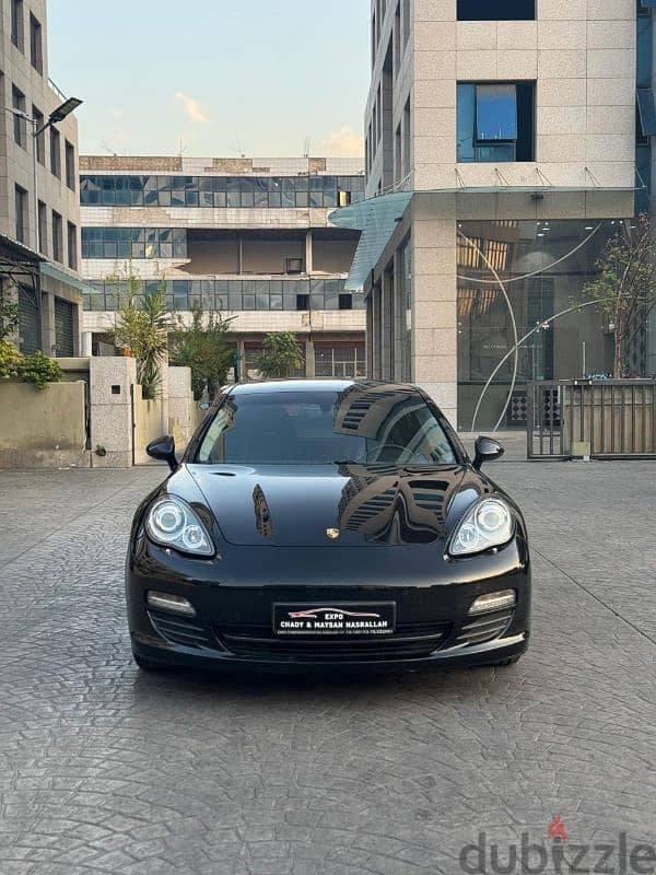 Porsche Panamera 2011 0