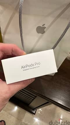 Airpods Pro with MagSafe Charging Case 0