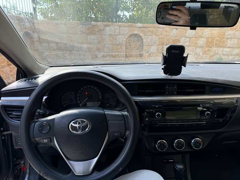 Toyota Corolla 2014 3