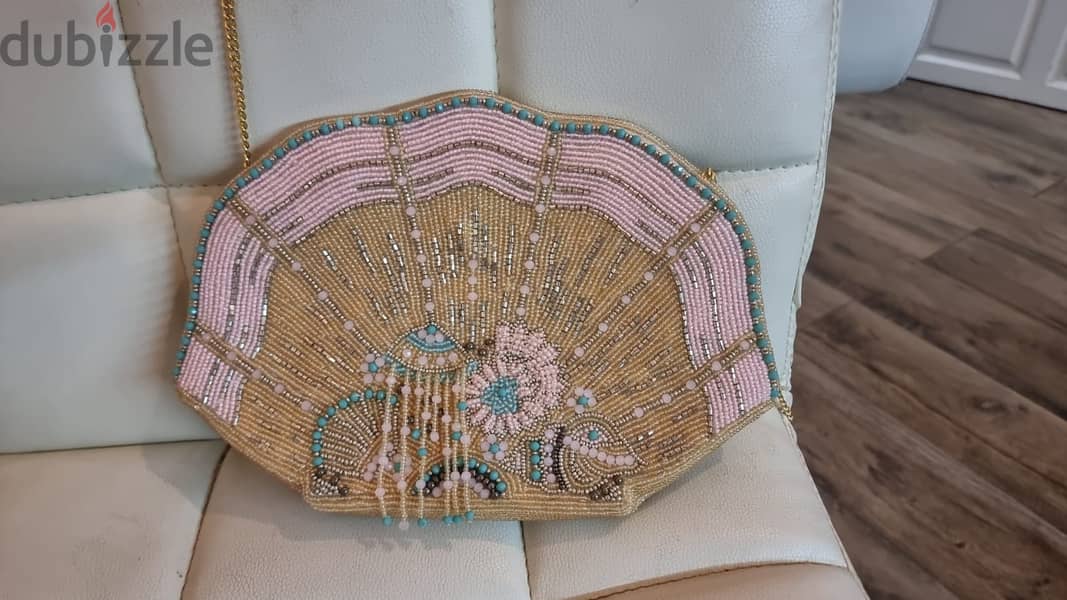 Handmade beaded bag 0