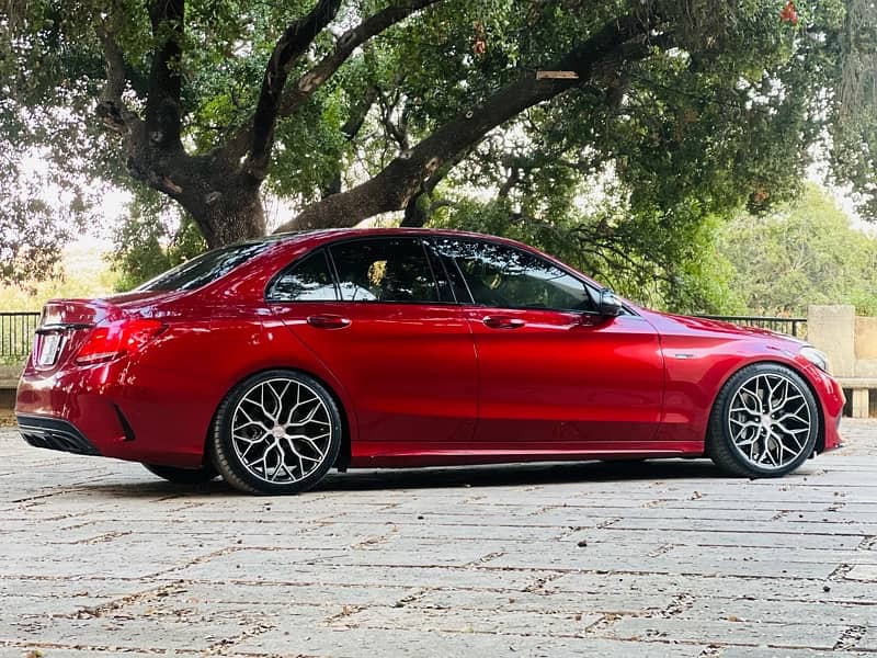 Mercedes-Benz C-Class 2017 5