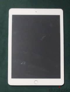 Apple Ipad 5th Generation: Excellent Condition!! 0