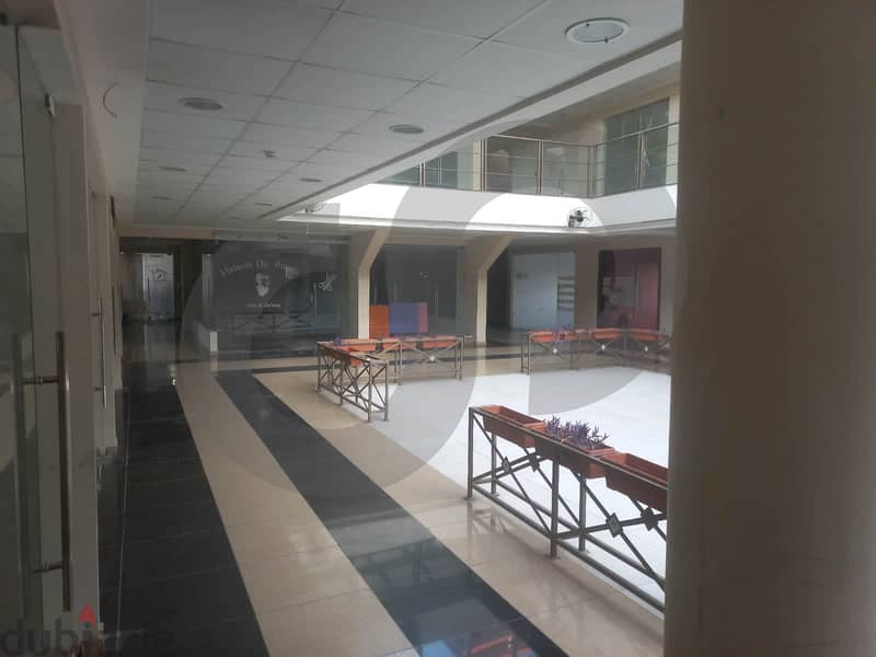 commercial store-Mall -Mazboud, CHOUF/مزبود, شوف REF#IF114191 1