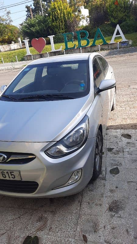 Hyundai Accent 2012 2