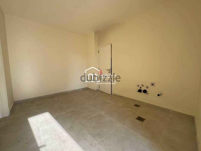 200 Sqm - Apartment for Sale in Mazraat Yachouh 4